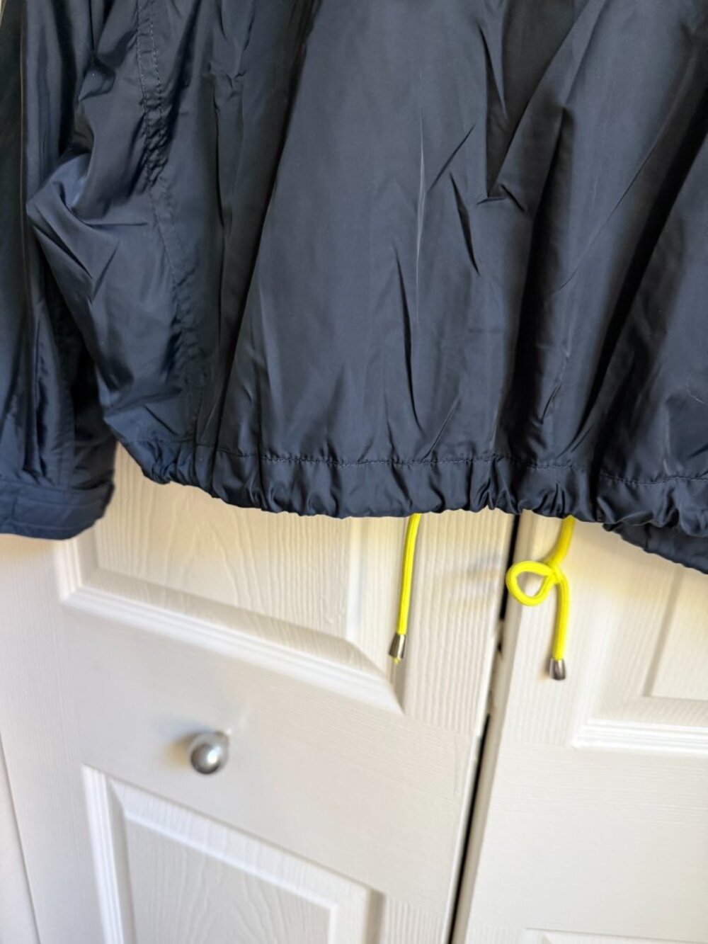 Drawstring jacket - Picture 8 of 10